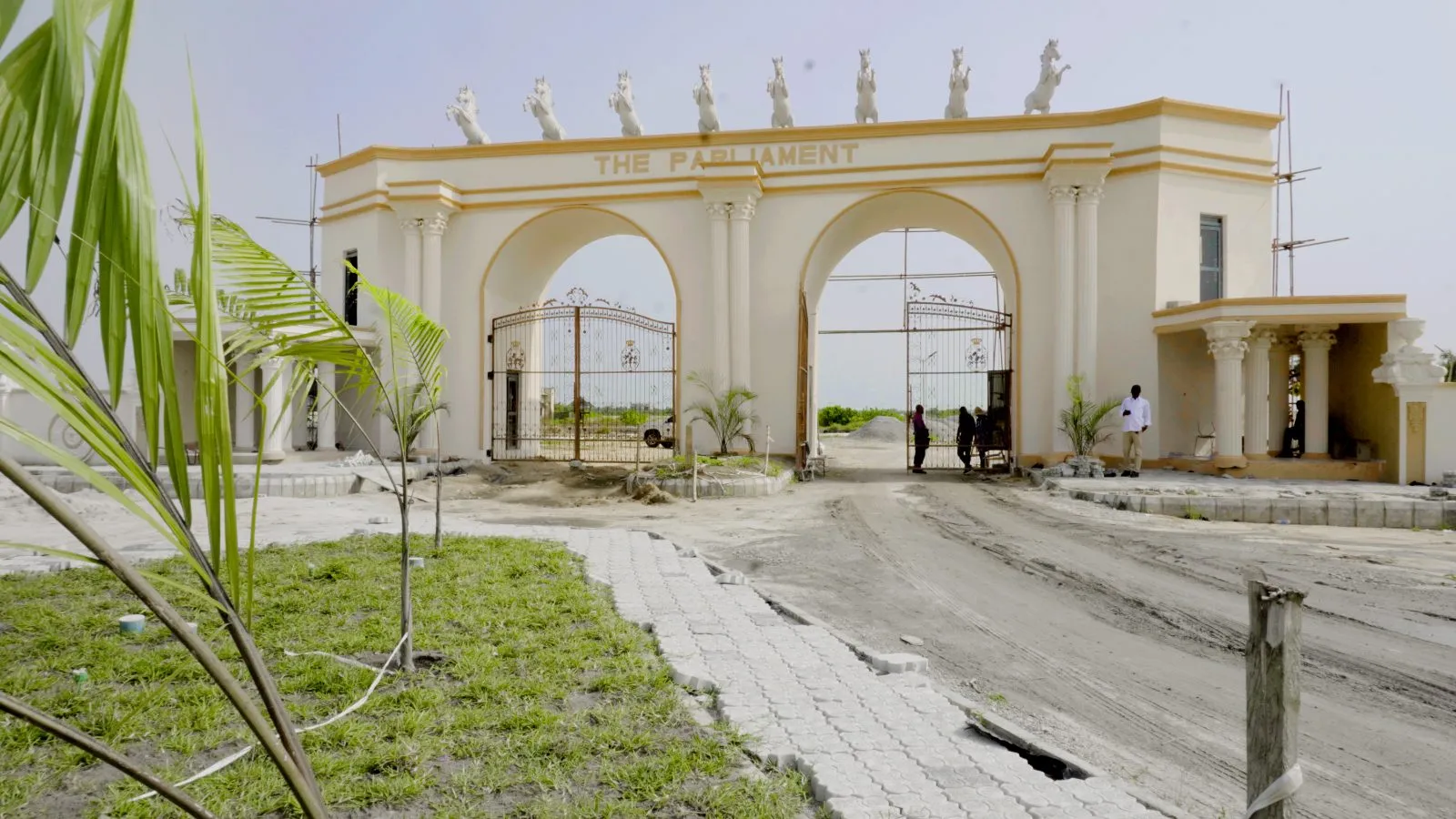 300SQM LAND FOR SALE AT IBEJU-LEKKI IN THE HOUSE OF PARLIAMENT