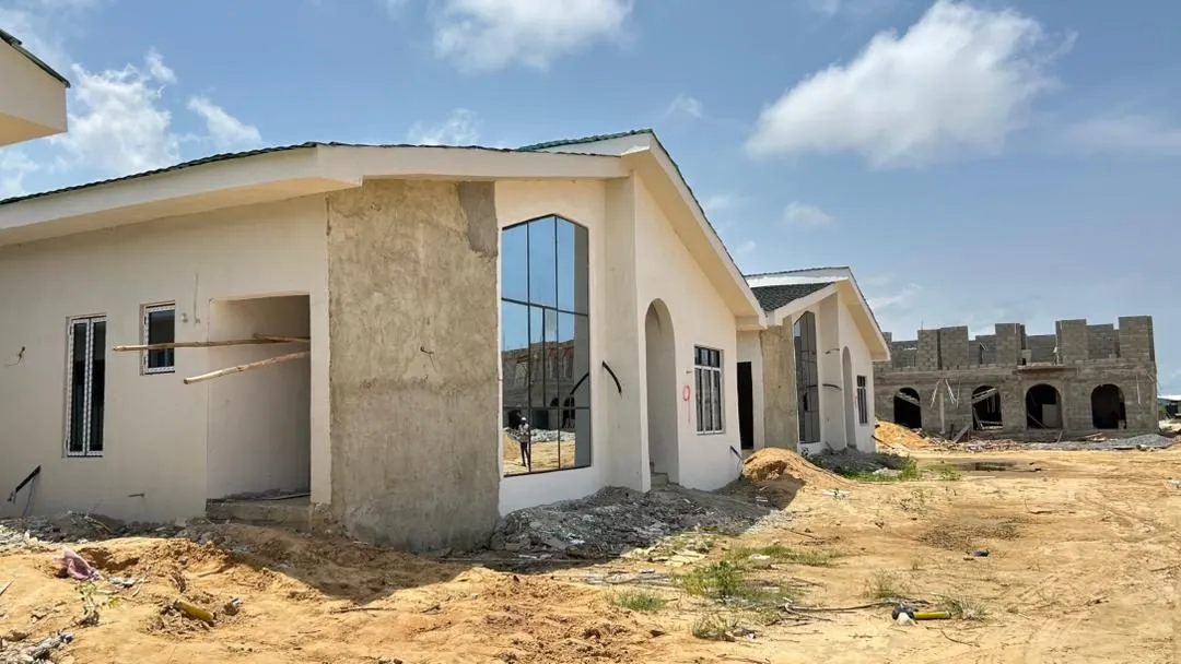 3 BEDROOM BUNGALOW WITH BQ FOR SALE AT IBEJU-LEKKI IN GRANVILLE ESTATE — photo 5