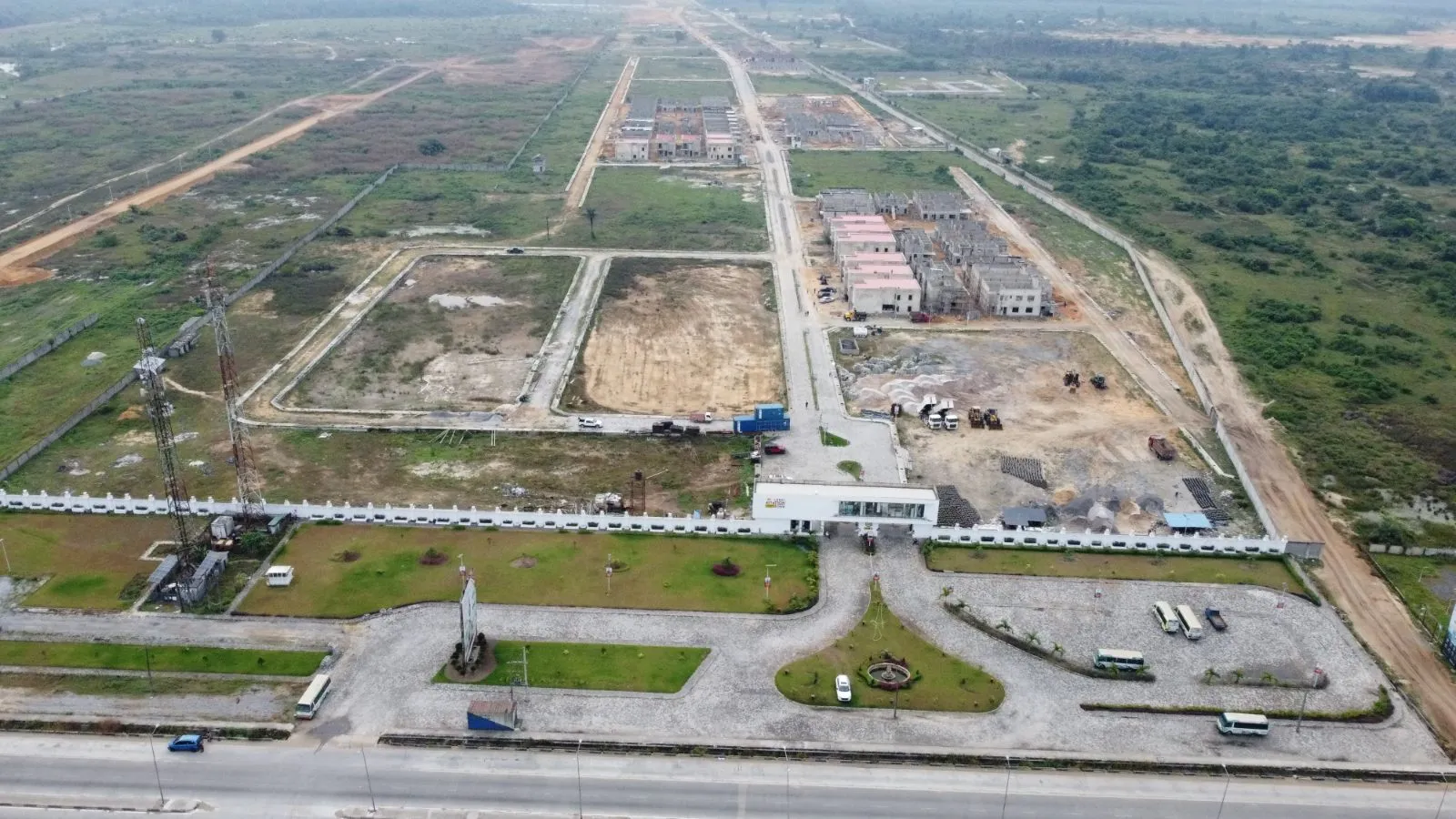 300SQM LAND FOR SALE AT IBEJU-LEKKI IN LEKKI AVIATION TOWN — photo 2